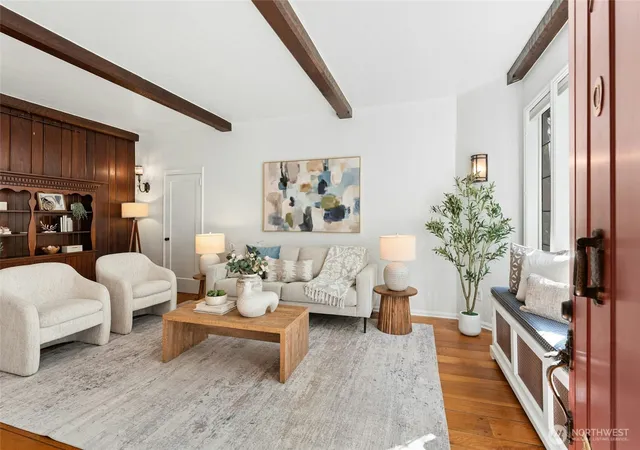 Photo 4 of Condo for sale at 1516 E Republican St #10, Seattle, WA 98112 | MLS# NWM2591349 | Listing updated on 2026-10-10