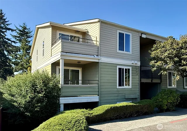 Condo for sale at 3233 NE 12th Street #215, Renton, WA 98056 | MLS# NWM2591354