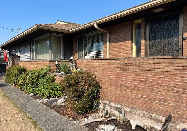 Single family home for sale at 7767 Beacon Ave S, Seattle, WA 98118 | MLS# NWM2591355