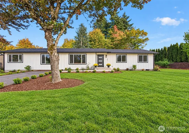 Photo 1 of Single family home for sale at 201 7th Street, Morton, WA 98356 | MLS# NWM2591386 | Listing updated on 2026-10-08