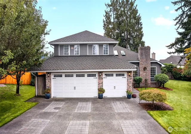 Single family home for sale at 33240 2nd Place SW, Federal Way, WA 98023 | MLS# NWM2591401