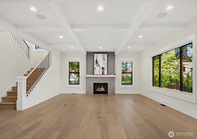 Photo 3 of Mansion for sale at 10668 Se 32nd Street, Bellevue, WA 98004 | MLS# NWM2591408 | Listing updated on 2026-10-09
