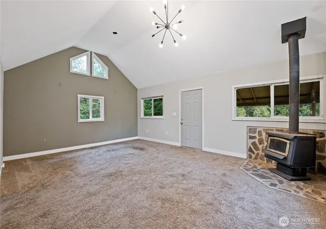 Photo 3 of Single family home for sale at 92 Adler Dr, Kelso, WA 98626 | MLS# NWM2591413 | Listing updated on 2026-10-08