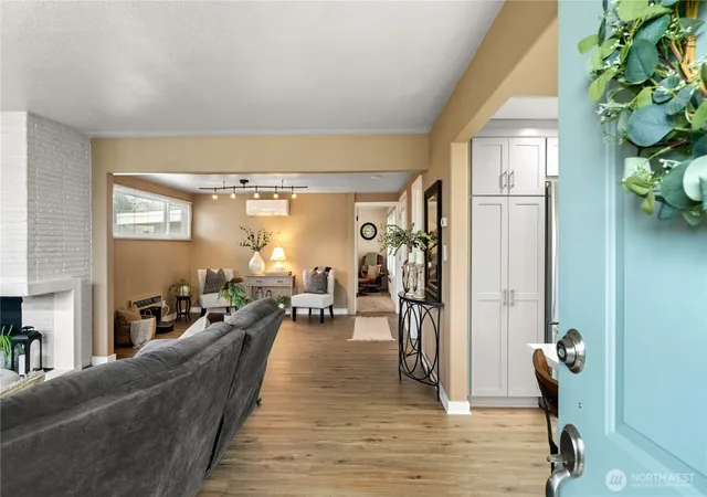Photo 1 of Single family home for sale at 518 N Broadway St, Aberdeen, WA 98520 | MLS# NWM2591414 | Listing updated on 2026-10-09