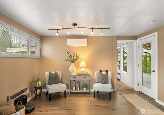 Photo 4 of Single family home for sale at 518 N Broadway St, Aberdeen, WA 98520 | MLS# NWM2591414 | Listing updated on 2026-10-09