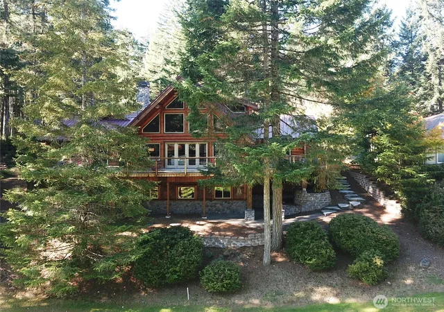 Photo 3 of Single family home for sale at 390 E Laurel Park, Union, WA 98592 | MLS# NWM2591451 | Listing updated on 2026-10-16