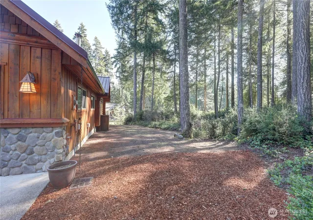 Photo 3 of Single family home for sale at 390 E Laurel Park, Union, WA 98592 | MLS# NWM2591451 | Listing updated on 2026-10-16