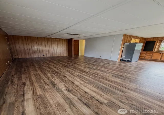 Photo 4 of Manufactured home for sale at 102 194th Street E #9, Spanaway, WA 98387 | MLS# NWM2591454 | Listing updated on 2026-10-09