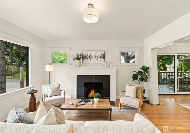 Photo 3 of Sale Pending at 5503 4th Avenue Nw, Seattle, WA 98107 | MLS# NWM2591465 | Listing updated on 2026-10-17
