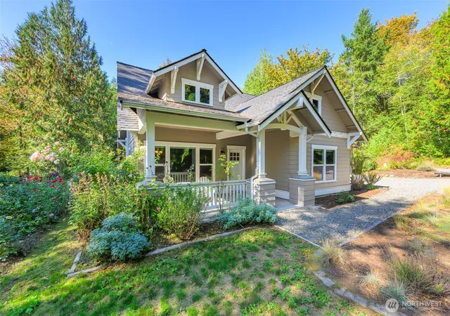 Single family home for sale at 10621 Wilmer Ln SE, Olympia, WA 98501 | MLS# NWM2591466