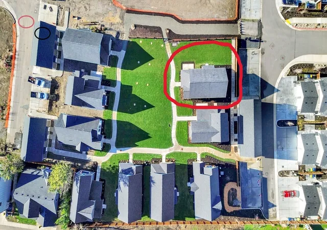 Photo 3 of Single family home for sale at 530 E Sunset Dr #10, Bellingham, WA 98225 | MLS# NWM2591471 | Listing updated on 2026-10-07