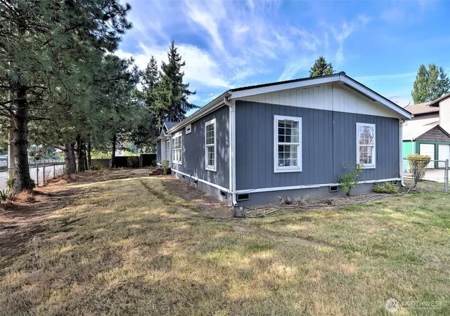 Photo 3 of Sale Pending at 5218 S 144th Street, Tukwila, WA 98168 | MLS# NWM2591472 | Listing updated on 2026-10-15