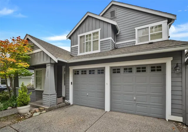 Photo 2 of Single family home for sale at 4824 Bridgeport Pl, Mukilteo, WA 98275 | MLS# NWM2591478 | Listing updated on 2026-10-22