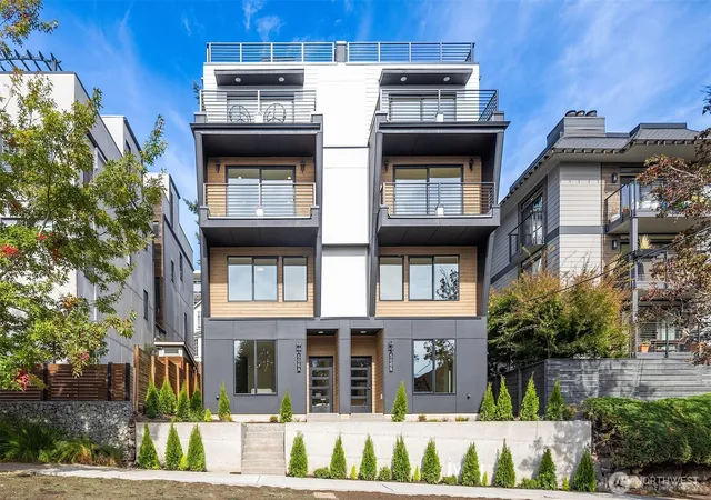 Townhouse for sale at 506 Ward St #A, Seattle, WA 98109 | MLS# NWM2591483