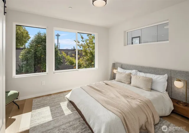 Photo 4 of Townhouse for sale at 506 Ward St #A, Seattle, WA 98109 | MLS# NWM2591483 | Listing updated on 2026-10-14