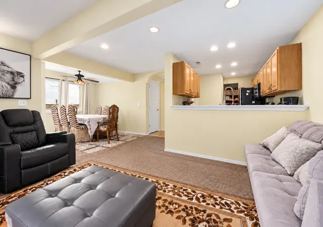 Photo 3 of Townhouse for sale at 1105 9th Avenue #B, Milton, WA 98354 | MLS# NWM2591486 | Listing updated on 2026-10-17
