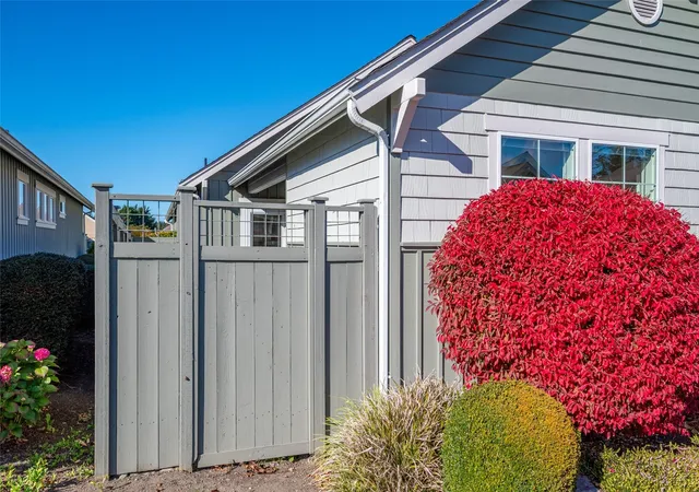 Photo 1 of Single family home for sale at 1649 SW Vanguard St, Oak Harbor, WA 98277 | MLS# NWM2591497 | Listing updated on 2026-10-26