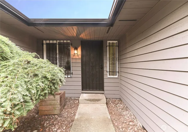 Photo 3 of Single family home for sale at 17926 43rd Avenue NW, Stanwood, WA 98292 | MLS# NWM2591508 | Listing updated on 2026-10-12