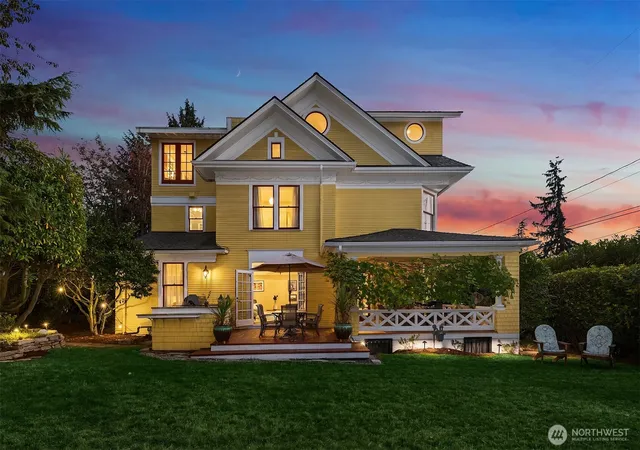Photo 1 of Single family home for sale at 726 12th Avenue E, Seattle, WA 98102 | MLS# NWM2591512 | Listing updated on 2026-10-12