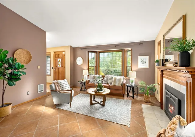 Photo 3 of Single family home for sale at 16522 Broadway Ave, Snohomish, WA 98296 | MLS# NWM2591519 | Listing updated on 2026-10-09