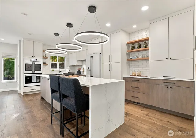 Photo 1 of Townhouse for sale at 9234 159th Place NE #102, Redmond, WA 98052 | MLS# NWM2591527 | Listing updated on 2026-10-08