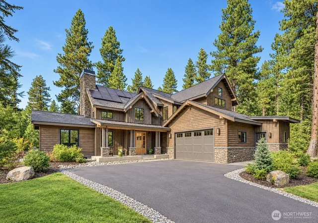 Photo 1 of Single family home for sale at 41 Arnica Ct, Cle Elum, WA 98922 | MLS# NWM2591528 | Listing updated on 2026-10-09
