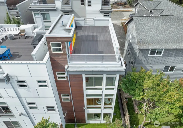Townhouse for sale at 4314 Whitman Ave N #B, Seattle, WA 98103 | MLS# NWM2591541