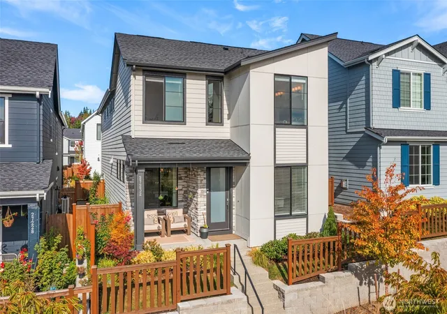 Single family home for sale at 27232 NE Walden Way, Duvall, WA 98019 | MLS# NWM2591551