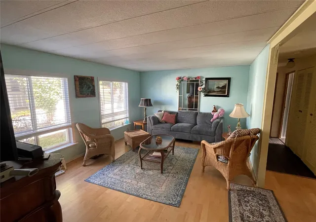 Photo 1 of Manufactured home for sale at 3832 164th Street SW #17, Lynnwood, WA 98087 | MLS# NWM2591562 | Listing updated on 2026-10-19