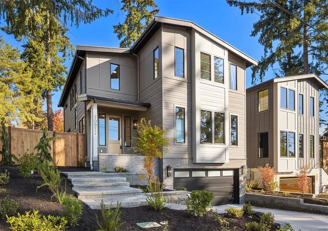 Single family home for sale at 10932 102nd Avenue NE, Kirkland, WA 98033 | MLS# NWM2591568