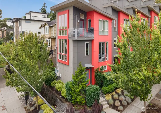 Photo 1 of Townhouse for sale at 2201 W Ruffner St, Seattle, WA 98199 | MLS# NWM2591581 | Listing updated on 2026-10-26