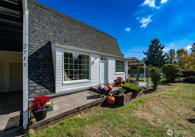 Photo 1 of Single family home for sale at 2715 112th Avenue E, Edgewood, WA 98372 | MLS# NWM2591603 | Listing updated on 2026-10-09
