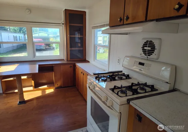 Photo 3 of Manufactured home for sale at 1313 Harrison Ave S #214, Centralia, WA 98531 | MLS# NWM2591605 | Listing updated on 2026-10-07