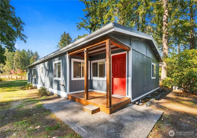 Photo 1 of Manufactured home for sale at 14002 Sandy Point W Nw, Gig Harbor, WA 98329 | MLS# NWM2591624 | Listing updated on 2026-10-26