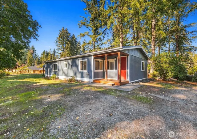 Photo 2 of Manufactured home for sale at 14002 Sandy Point W Nw, Gig Harbor, WA 98329 | MLS# NWM2591624 | Listing updated on 2026-10-26