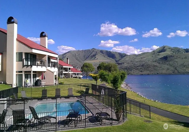 Photo 1 of Single family home for sale at 100 Lake Chelan Shrs Dr #12-6, Chelan, WA 98816 | MLS# NWM2591631 | Listing updated on 2026-10-06