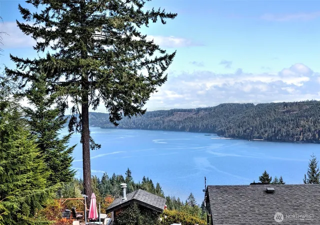 Photo 1 of Sale Pending at 140 N Spindrift Dr, Lilliwaup, WA 98555 | MLS# NWM2591639 | Listing updated on 2026-10-15