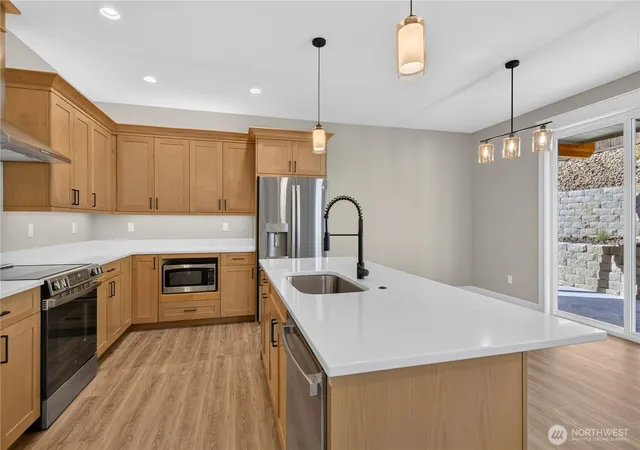 Photo 4 of Single family home for sale at 873 NE Tyler Pl, East Wenatchee, WA 98802 | MLS# NWM2591641 | Listing updated on 2026-10-15