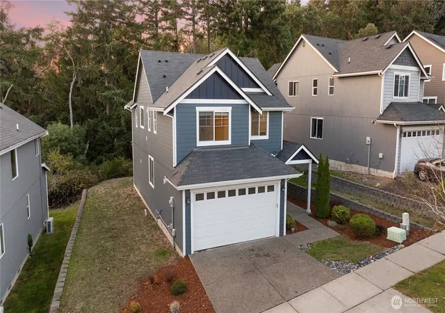Photo 2 of Single family home for sale at 2305 Seringa Ave, Bremerton, WA 98310 | MLS# NWM2591643 | Listing updated on 2026-10-15