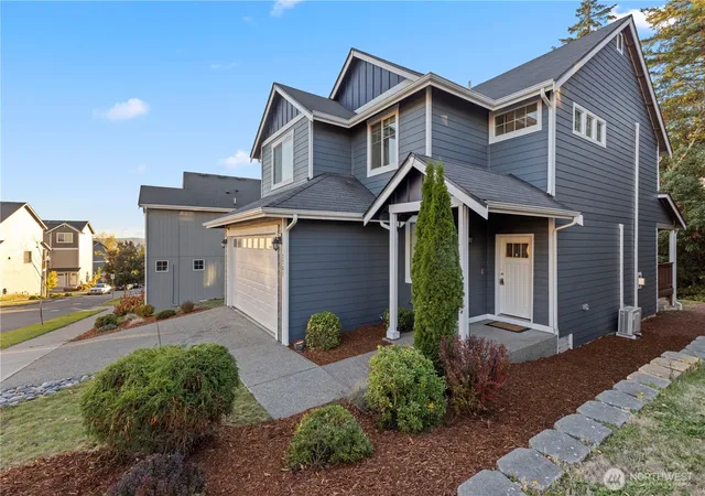 Photo 3 of Single family home for sale at 2305 Seringa Ave, Bremerton, WA 98310 | MLS# NWM2591643 | Listing updated on 2026-10-15