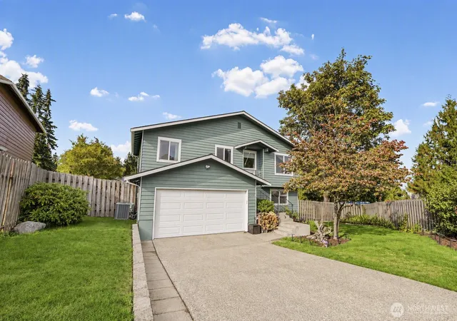Single family home for sale at 29400 60th Place S, Auburn, WA 98001 | MLS# NWM2591667