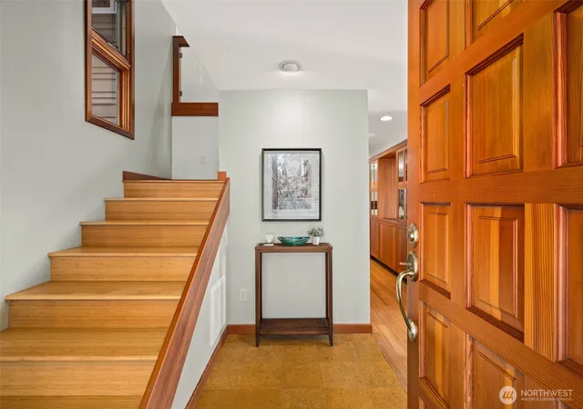 Photo 4 of Single family home for sale at 9796 NE Murden Cvs Dr, Bainbridge Island, WA 98110 | MLS# NWM2591672 | Listing updated on 2026-10-08