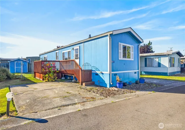 Photo 1 of Manufactured home for sale at 701 S Main #20, Coupeville, WA 98239 | MLS# NWM2591679 | Listing updated on 2026-10-19