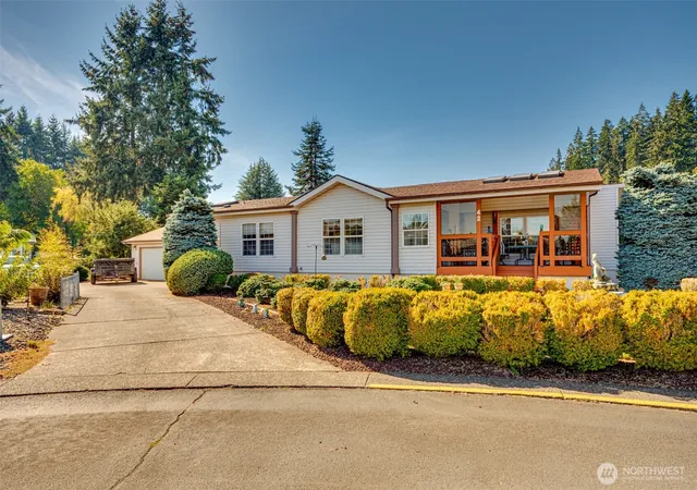 Photo 2 of Manufactured home for sale at 369 Gun Clb Rd #42, Woodland, WA 98674 | MLS# NWM2591684 | Listing updated on 2026-10-10