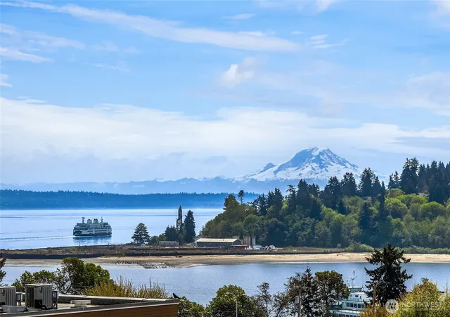 Photo 3 of Condo for sale at 125 Ferncliff Ave Ne #E242, Bainbridge Island, WA 98110 | MLS# NWM2591688 | Listing updated on 2026-10-08