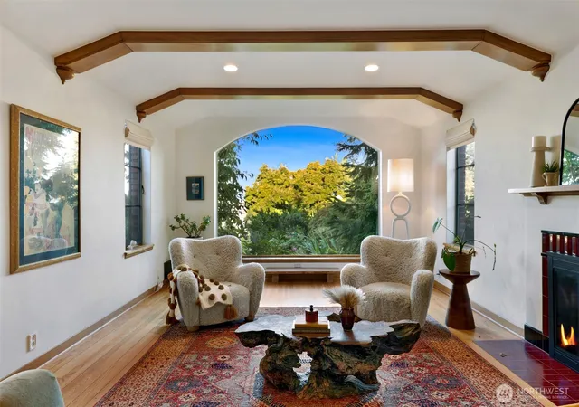 Photo 3 of Sale Pending at 6049 Princeton Ave Ne, Seattle, WA 98115 | MLS# NWM2591698 | Listing updated on 2026-10-11