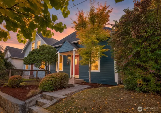 Photo 2 of Single family home for sale at 743 North 74th St, Seattle, WA 98103 | MLS# NWM2591704 | Listing updated on 2026-10-09