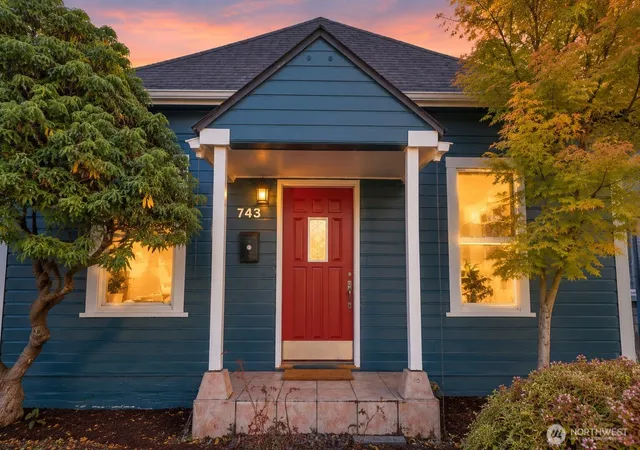 Photo 3 of Single family home for sale at 743 North 74th St, Seattle, WA 98103 | MLS# NWM2591704 | Listing updated on 2026-10-09