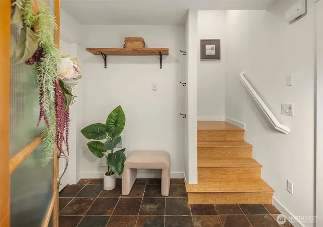 Photo 4 of Townhouse for sale at 218 24th Avenue E #A, Seattle, WA 98112 | MLS# NWM2591716 | Listing updated on 2026-10-09