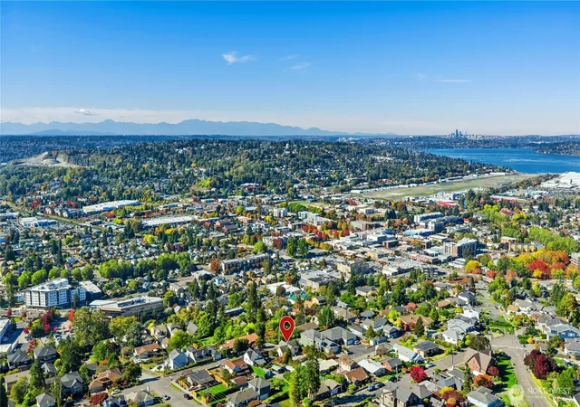 Photo 2 of Single family home for sale at 606 Renton Ave S, Renton, WA 98057 | MLS# NWM2591717 | Listing updated on 2026-10-23